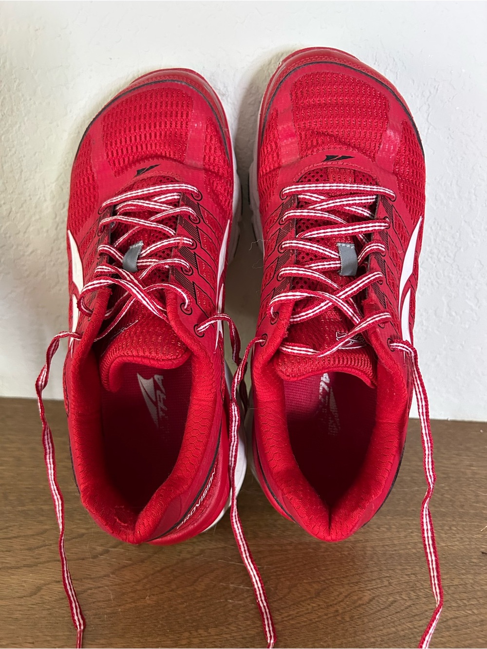 Altra Red Women's Athletic Running Shoes Bold Red Sz 8 - Picture 1 of 11